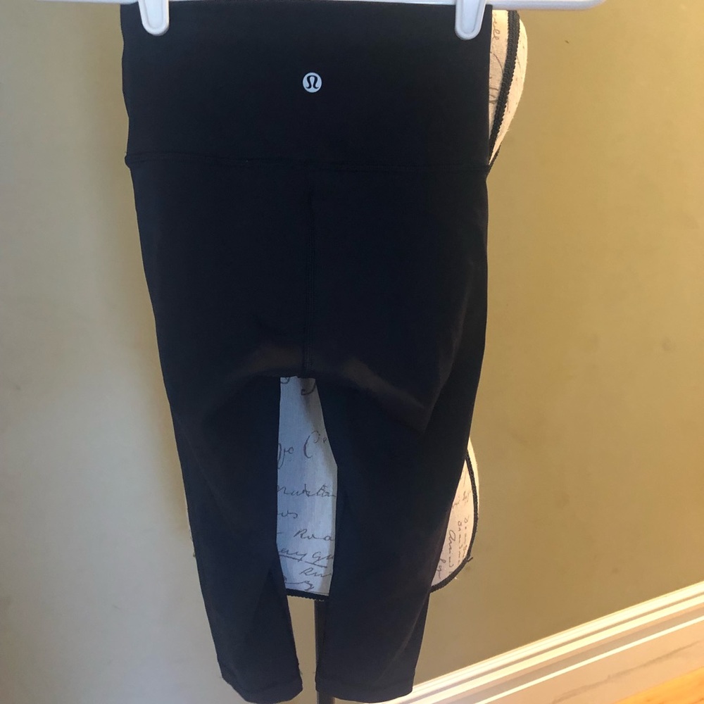 LuLu Lemon capri leggings
